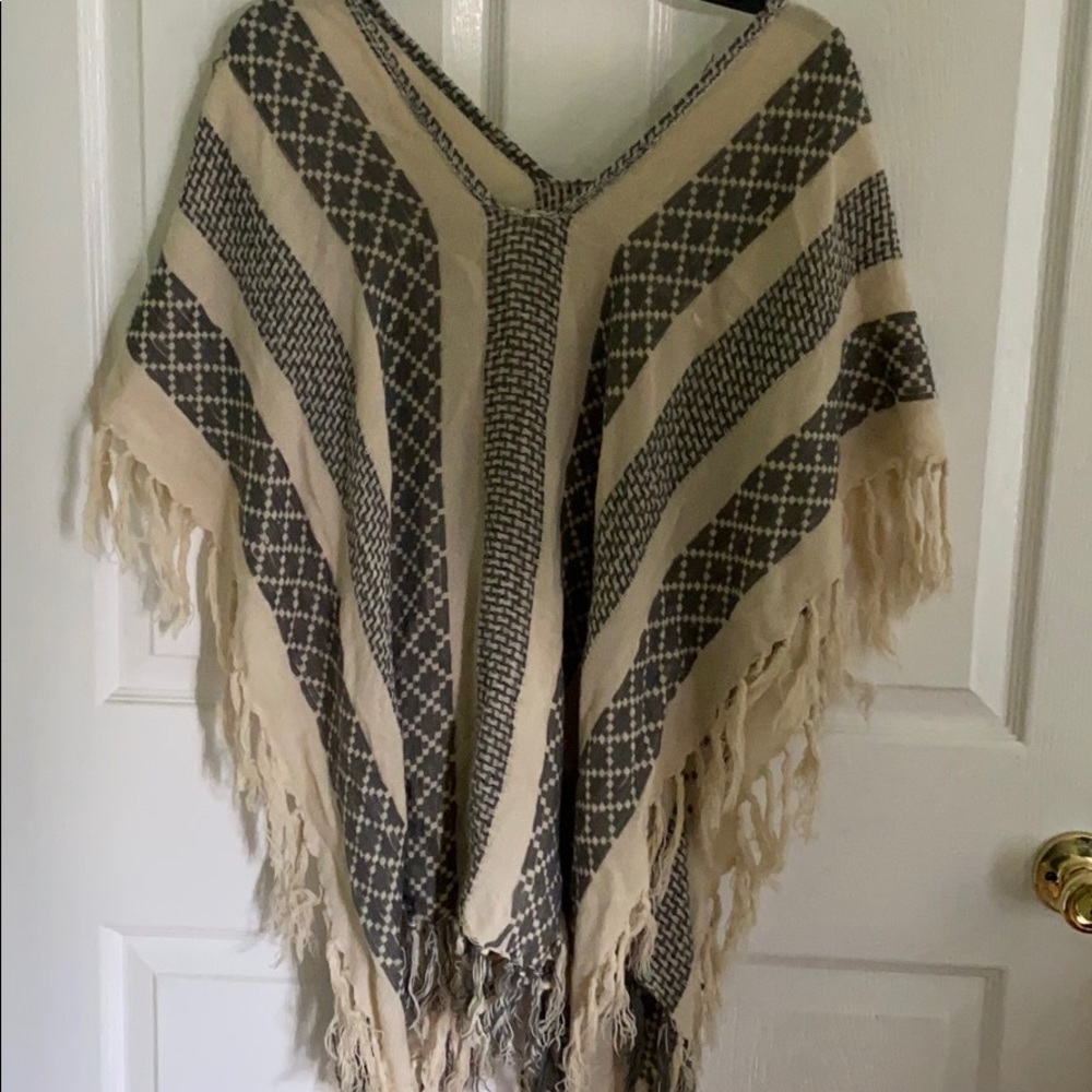 Cute shawl for all seasons
